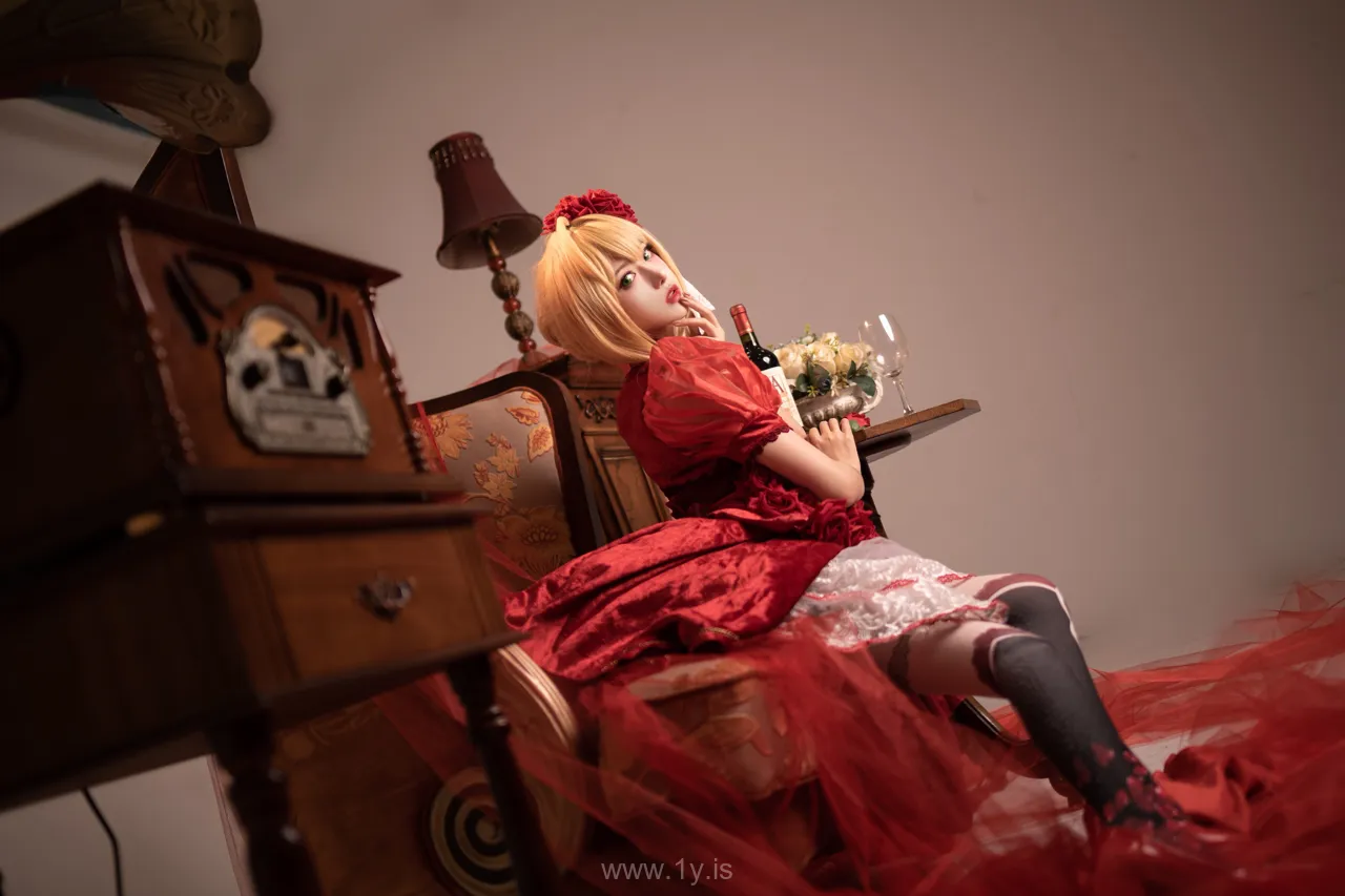 Coser@Shika小鹿鹿 NO.026 Pretty Asian Women 尼禄礼服